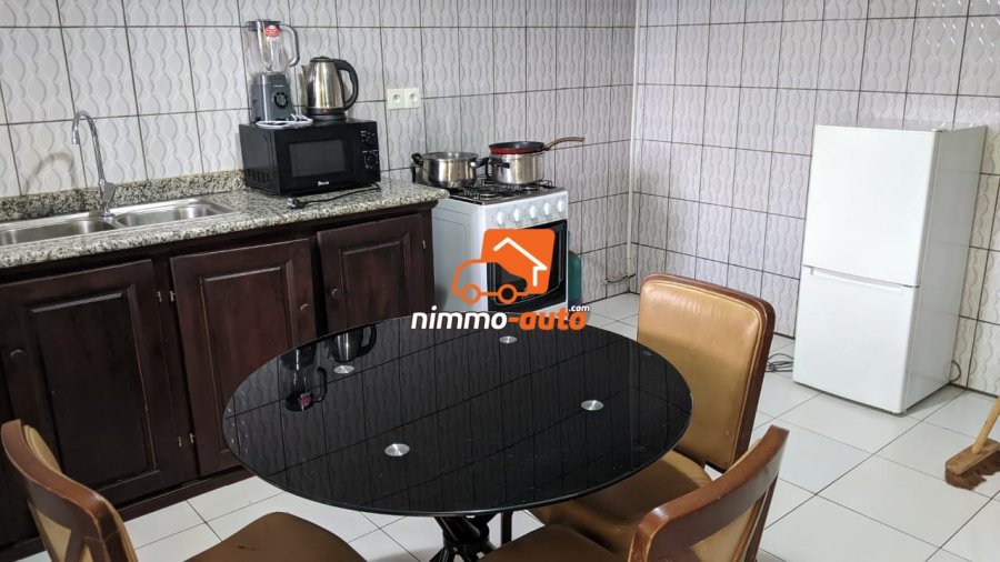 Appartement meublé luxueux de 2 chambres situé à MENDONG