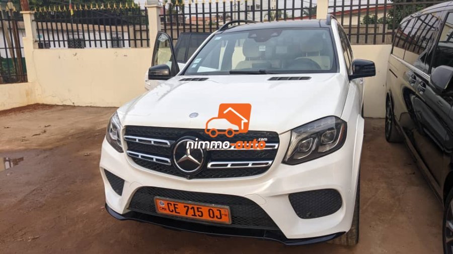 Mercedes de luxe pour vos déplacements et vos séjours dans Yaoundé ou hors de la ville