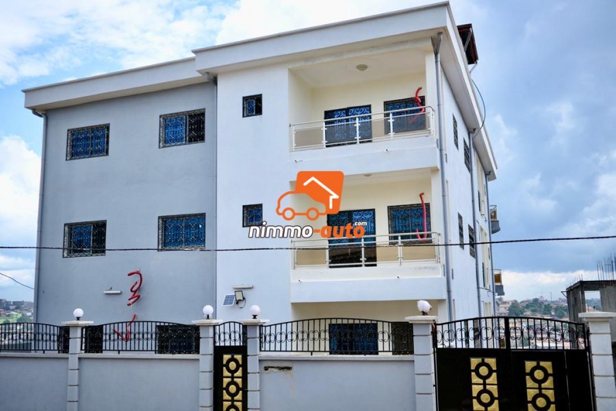 IMMEUBLE achevé très prore à louer