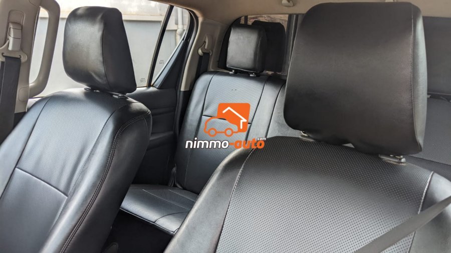 Toyota Hilux à excellent standing à louer pour seulement 75000 FCFA/jour