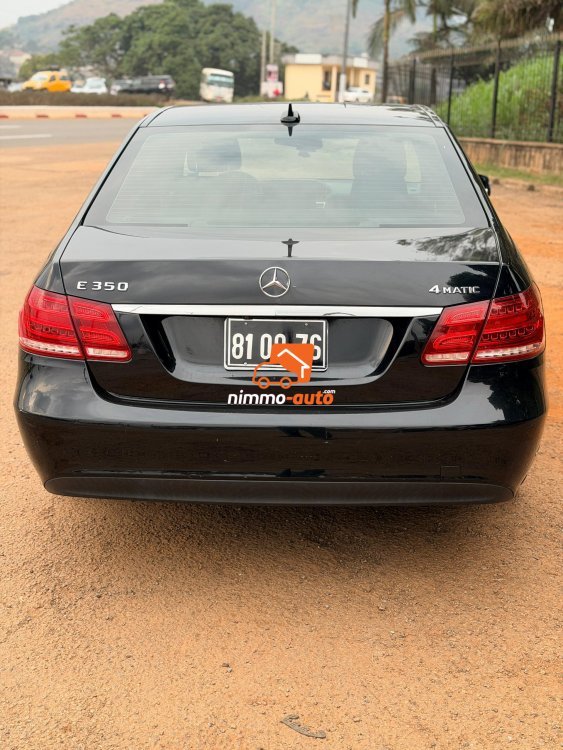 Berline de luxe, Mercedes Classe E à louer pour vos cérémonies