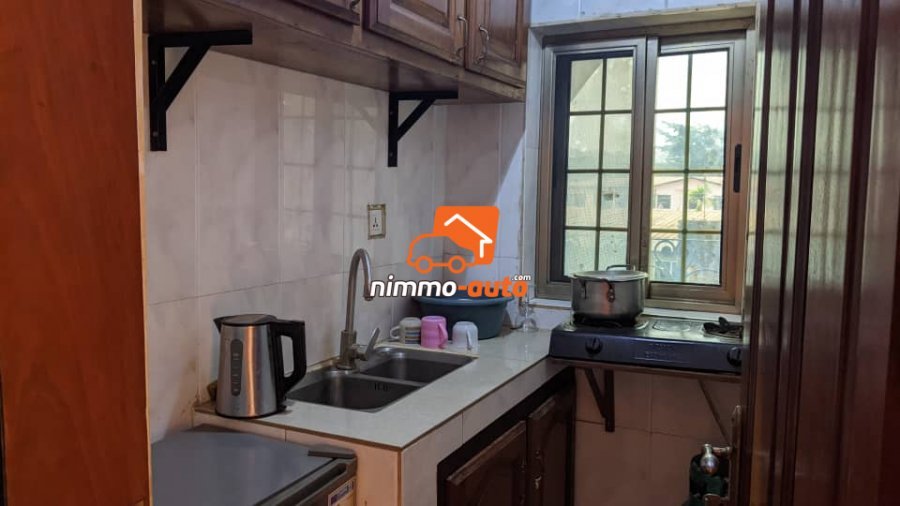 Chambre meublée disponible à Biyem-assi pour vos séjours