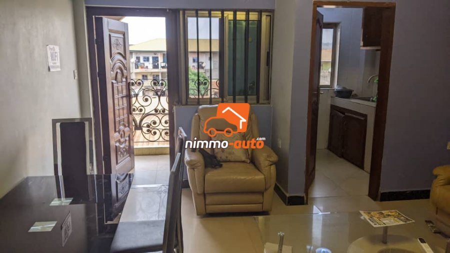 Appartement meublé très bien situé à louer à Biyem-assi pour vos séjours