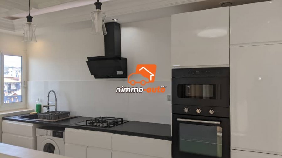 Luxueux studio meublé à jouvence