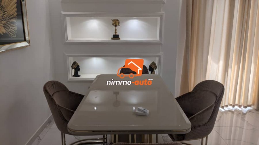 Luxueux studio meublé à jouvence