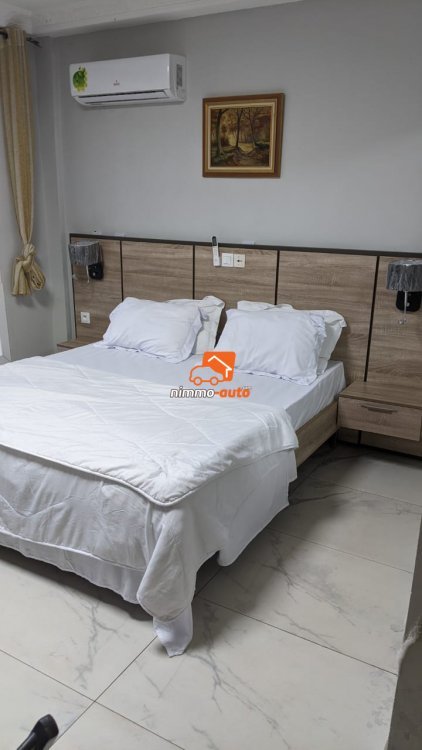 Chambre meublée sous vidéo surveillance à louer à Emana