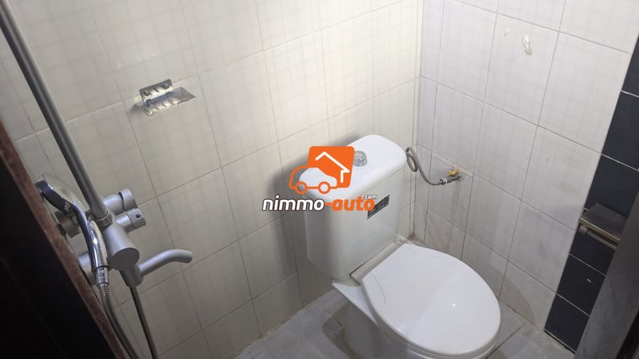 SOMPTUEUX  APPARTEMENT MEUBLE A LOUER A  MBANKOLO