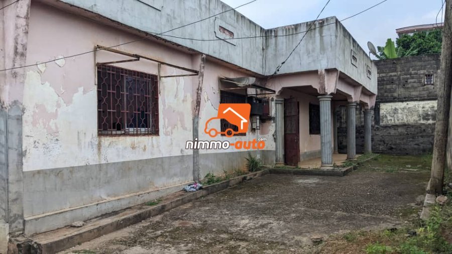 MAGNIFIQUE VILLA  A LOUER OU A VENDRE POUR INVESTISSEURS OU ENTREPRISE