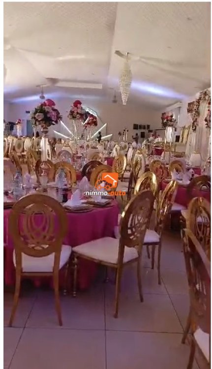 SOMPTUEUSE SALLE DE FÊTES A LOUER A DRAGAGES