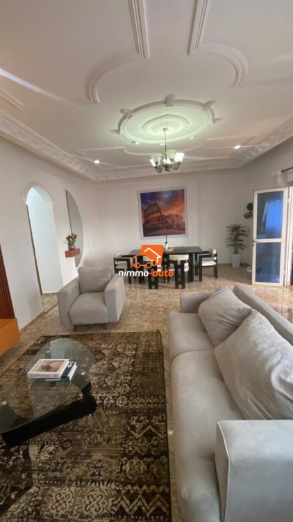 MAGNIFIQUE APPARTEMENT MEUBLE A LOUER A  LA POSTE CENTRALE YAOUNDE