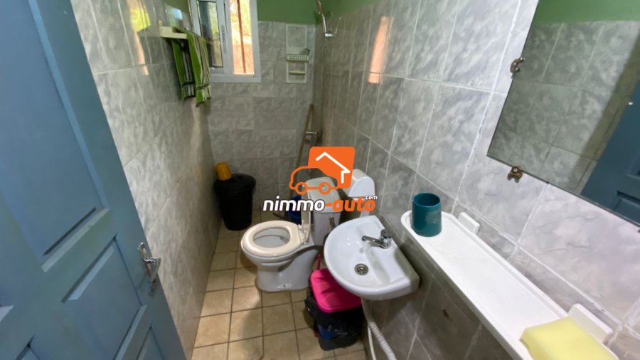 TRES BEL APPARTEMENT MEUBLE A LOUER A BIYEMASSI YAOUNDE
