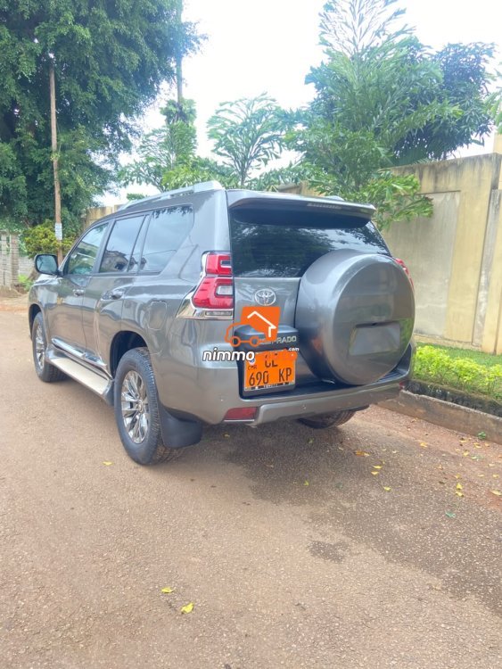 MAGNIFIQUE PRADO Txl A LOUER A YAOUNDE