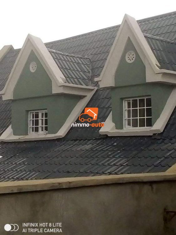 GRAND DUPLEX A VENDRE A TSINGA VILLA