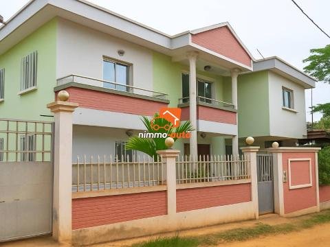 duplex locatif haut standing à vendre à nkolnda