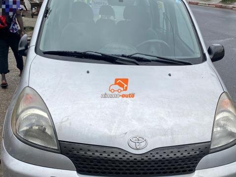 TOYOTA YARIS VERSO