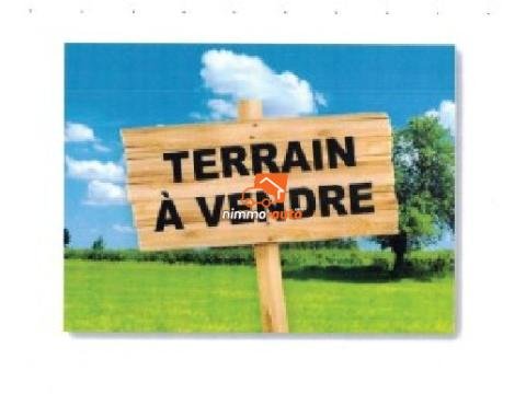 AKAK, apres OLEMBE , en face de la station d'essence MRS