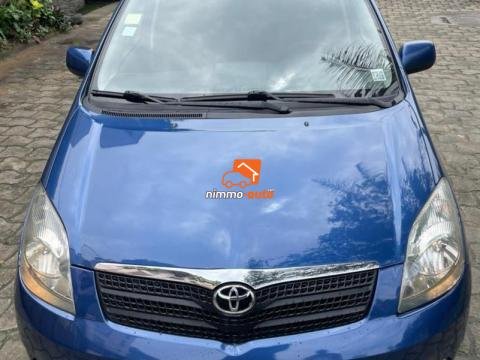 TOYOTA COROLLA VERSO