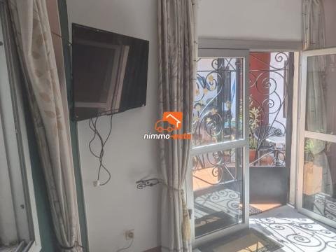 studio meublé et très bien situé à louer à Akwa