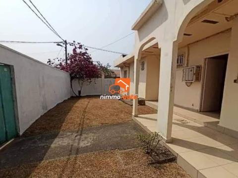 Maison à vendre KOTTO EST