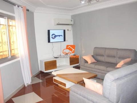Appartement moderne à louer à poste centrale