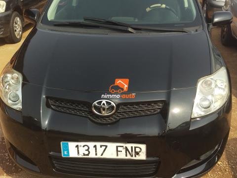 toyota auris (PB1)
