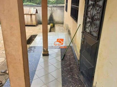 Villa à vendre à Nkoabang