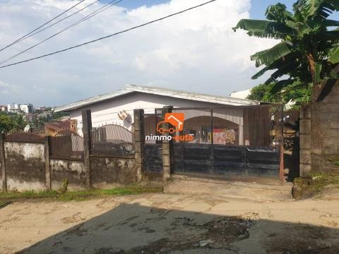 Maison à vendre à Beedi
