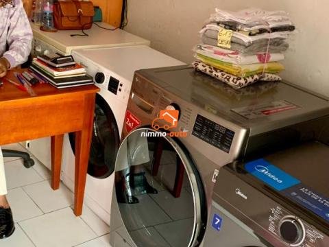 Pressing à vendre