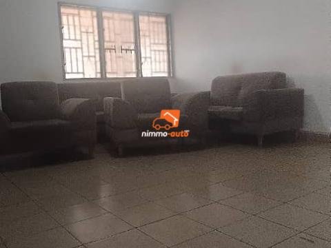 Appartement individuel à louer à Mvan