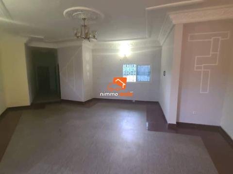 Appartement moderne à louer à Odza auberge bleue