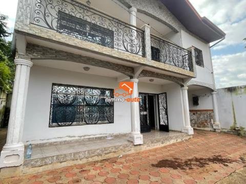 Duplex à louer à NGOUSSO