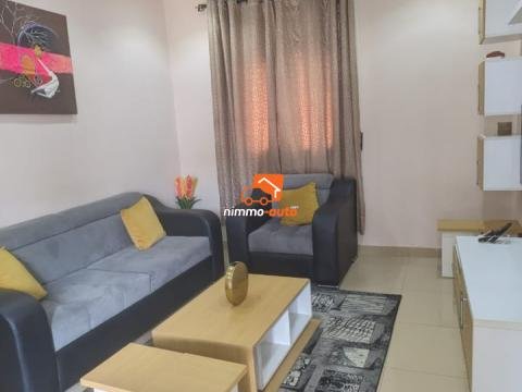 Vaste appartement meublé à louer au quartier Logpom à Douala