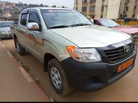 Toyota hilux 2012