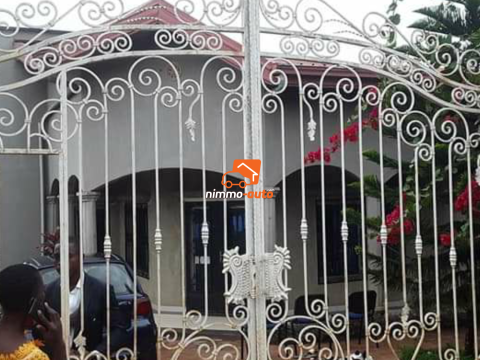 Villa à vendre au quartier Odza