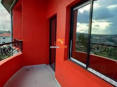 Luxueux studio à louer à Odza FECAFOOT