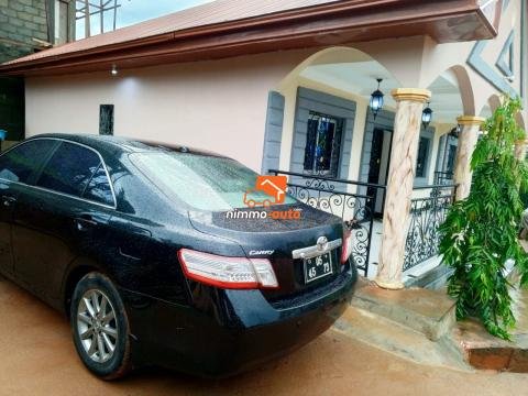 Villa à vendre située à Olembé