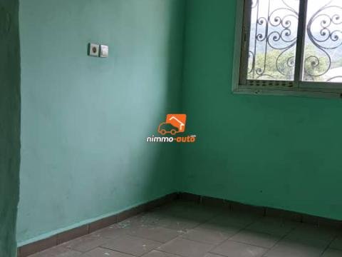 Appartement moderne situé à EMANA Fokou à louer