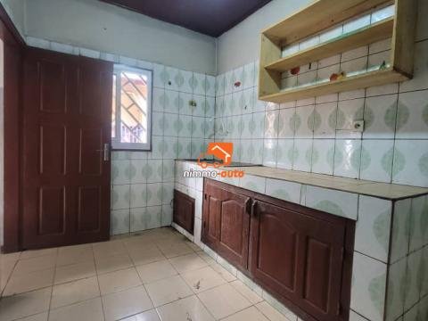 Appartement moderne à louer à Biyemassi montée des soeurs