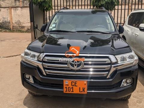 Magnifique voiture de luxe à louer à Yaoundé et au delà avec chauffeur