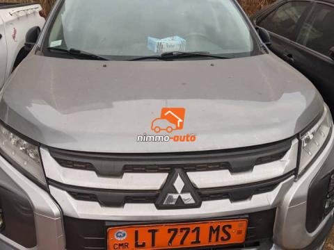 voiture de luxe pour vos déplacements et vos séjours dans Yaoundé ou hors de la ville à un prix imbattable