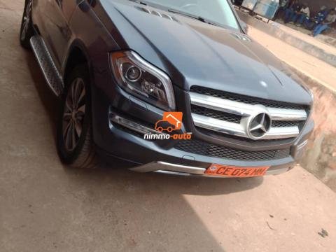 Mercedes de luxe pour vos déplacements et vos séjours dans Yaoundé ou hors de la ville à un prix imbattable