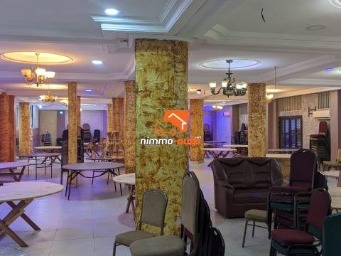 SOMPTUEUSE SALLE DE FÊTES A LOUER A EKIE
