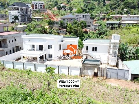 Magnifique Duplex 1.000m² Haut Standing à vendre au Parcours Vita