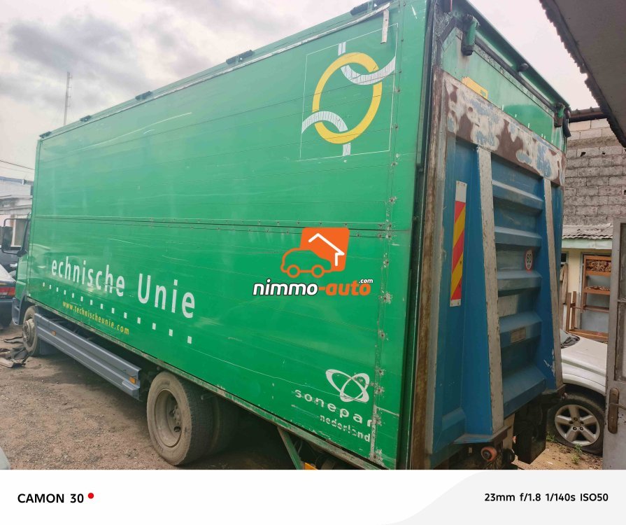 Camion Fourgon ATEGO Mercedes 1223