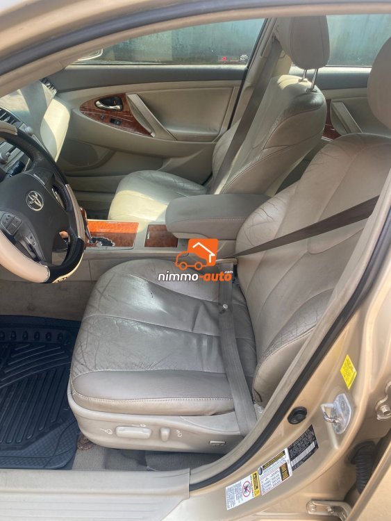Toyota Camry à louer dans la ville de Douala