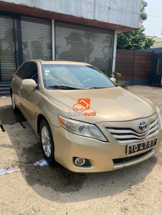 Toyota Camry à louer dans la ville de Douala