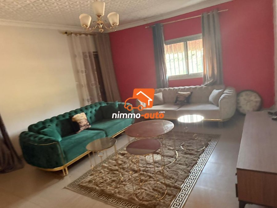 Duplex Moderne à Vendre – TKC, Yaoundé, en bordure de route (pour habitation ou bureau) sur 400sq.m (mètre carré avec TF)