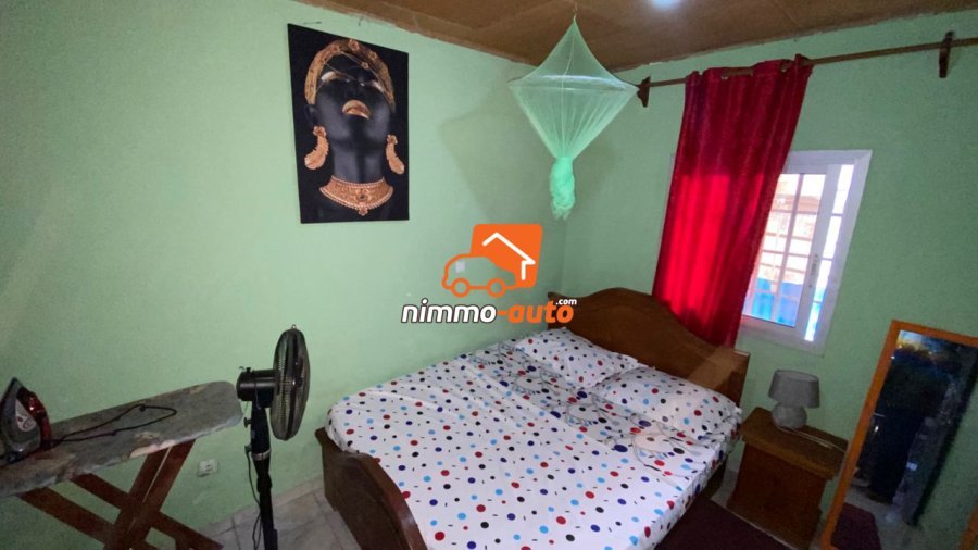 TRES BEL APPARTEMENT MEUBLE A LOUER A BIYEMASSI YAOUNDE