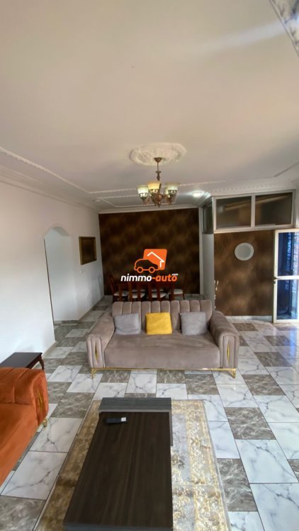 MAGNIFIQUE APPARTEMENT MEUBLE A LOUER A  LA POSTE CENTRALE YAOUNDE
