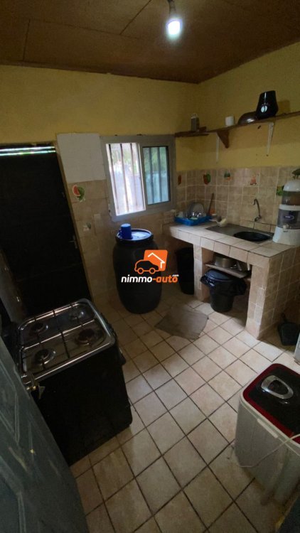 TRES BEL APPARTEMENT MEUBLE A LOUER A BIYEMASSI YAOUNDE